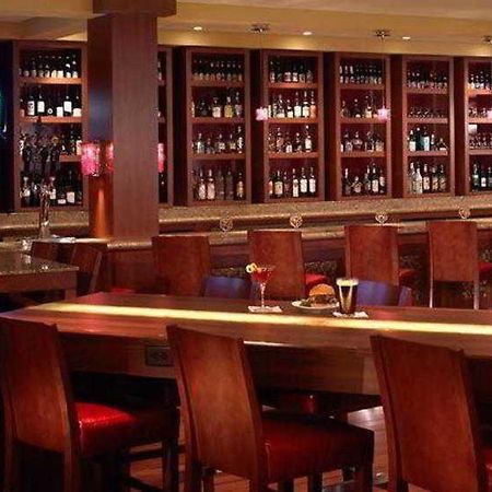 Wyndham Cleveland Airport Hotel Restoran foto