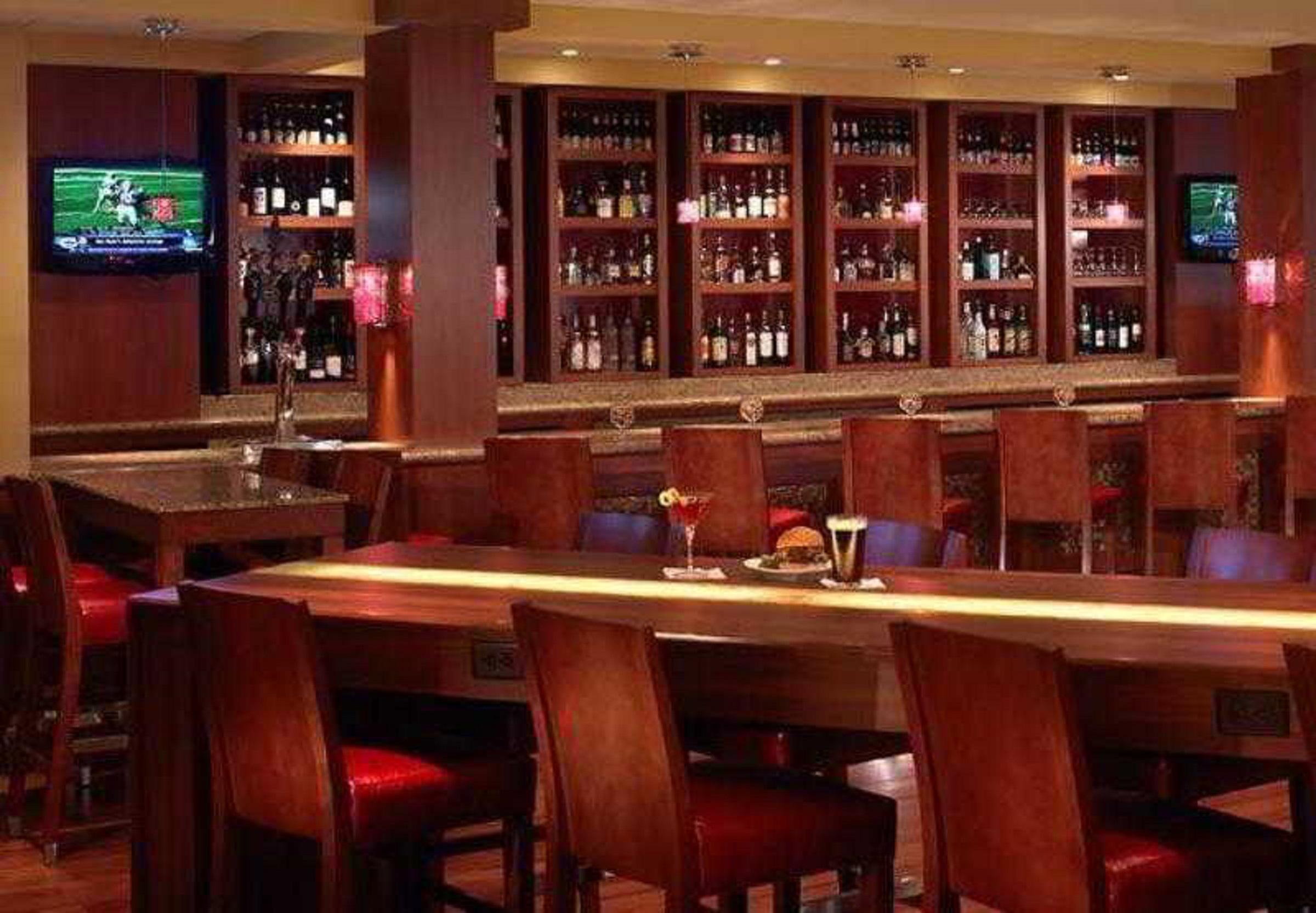 Wyndham Cleveland Airport Hotel Restoran foto